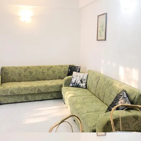 Cosy In With Terrace Vir