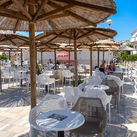 Cosy In With Terrace Apartamento